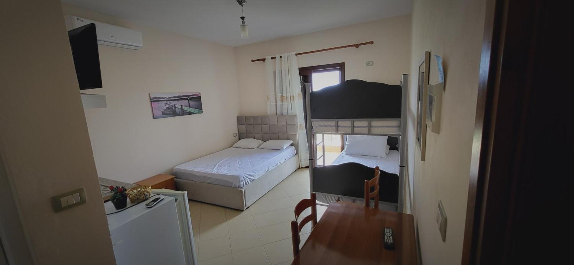 Eglent'S Tourist House Hotel ซารานเดอ ห้อง รูปภาพ