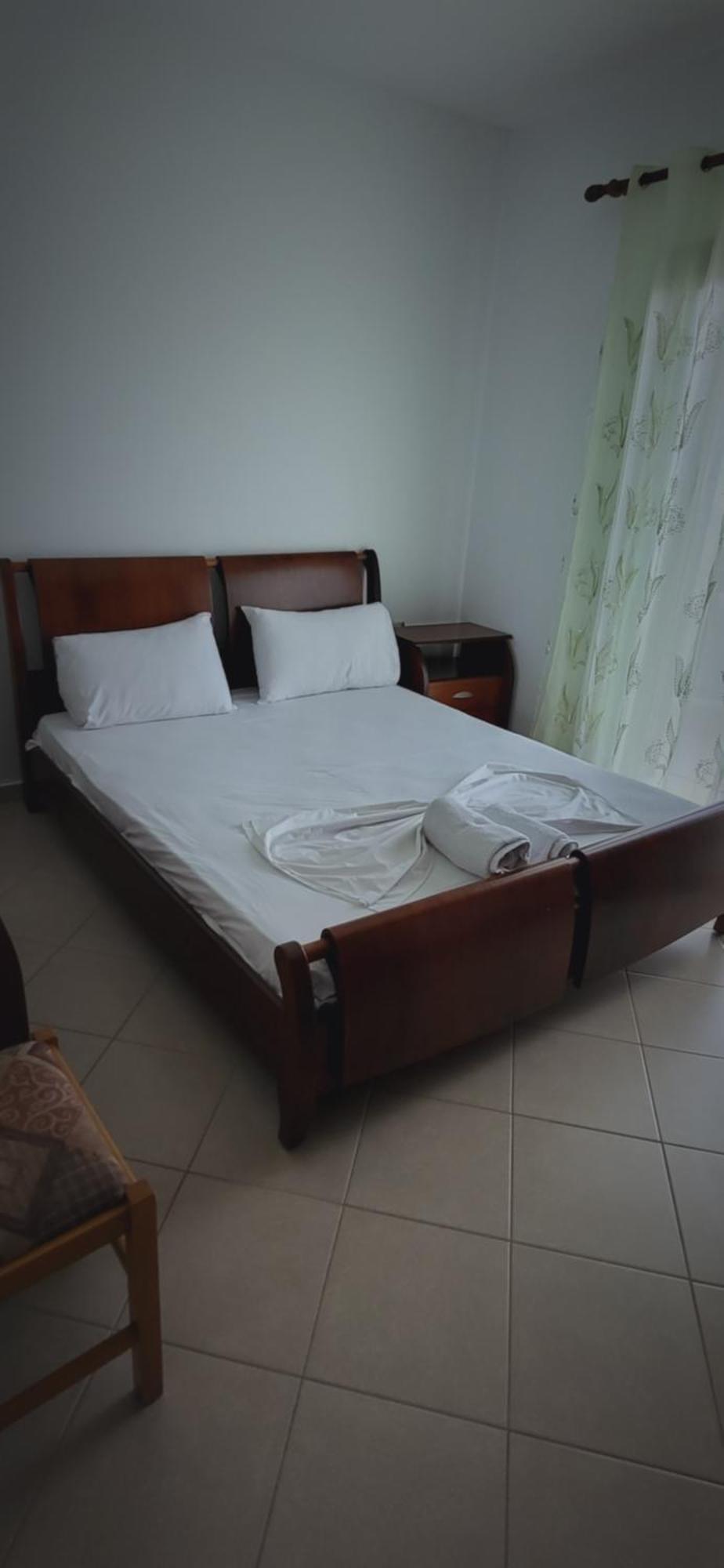 Eglent'S Tourist House Hotel ซารานเดอ ห้อง รูปภาพ